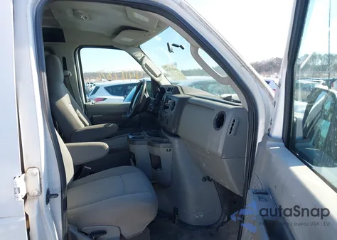 2010 Ford E-350 Super Duty from USA, damaged, VIN 1FTSS3EL8ADA16321